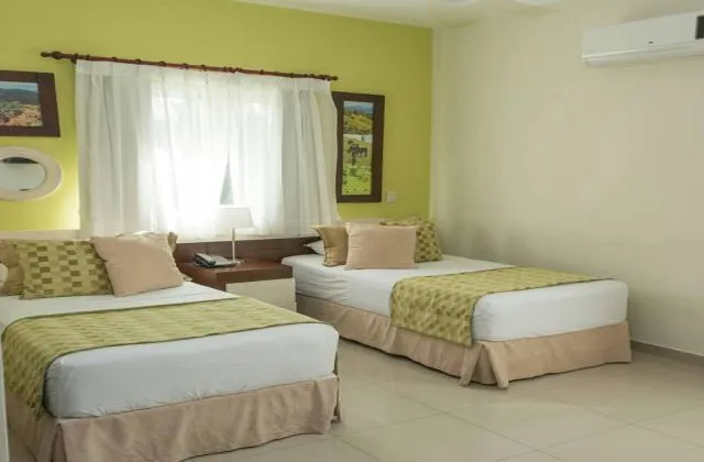Hotel Maria Yobon Hostal Cotui room